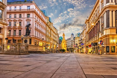 Self guided tour with interactive city game of Vienna